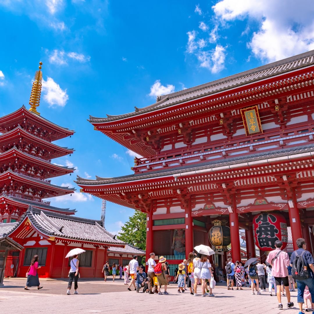 Read more about the article Discovering Tokyo: 10 Must-See Sights in Tokyo for First-Time Visitors