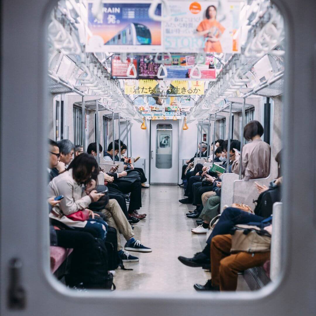 Read more about the article Navigating Tokyo’s Public Transport: A Beginner’s Guide